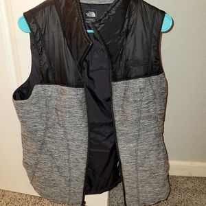 Womens North Face Vest Like New